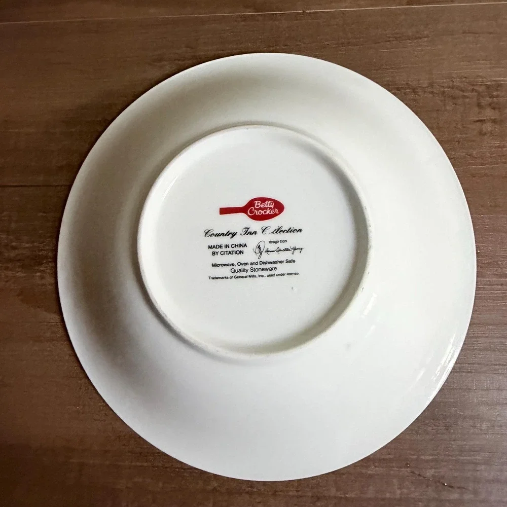 4 VTG Betty Crocker Country Inn Cereal Bowls Stoneware Farmhouse Gingham